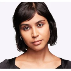 MAC Cosmetics Studio Fix Fluid Foundation SPF15 NC40 -Vitaal Glam Verkoopwinkel 1013999 3