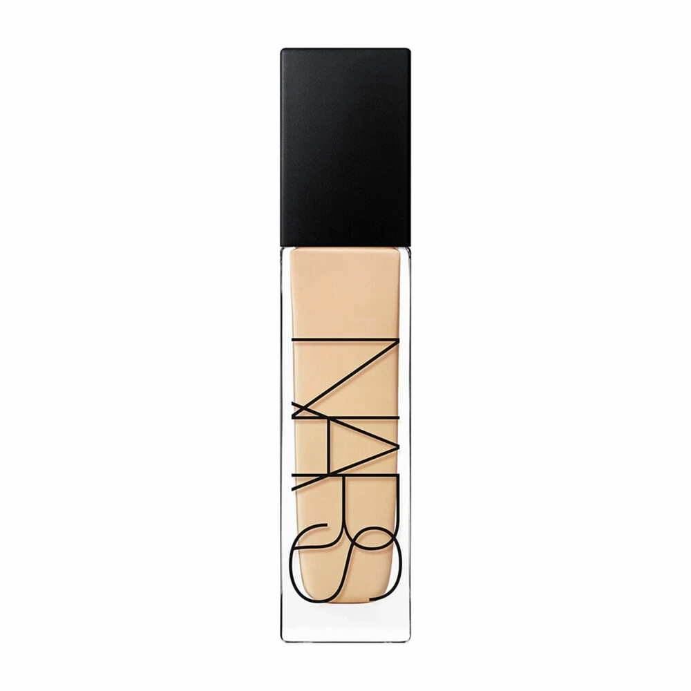 NARS Natural Radiant Longwear Foundation Deauville Light 4 3 NARS Natural Radiant Longwear Foundation Deauville Light 4